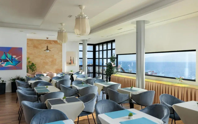 Hotel Brilant