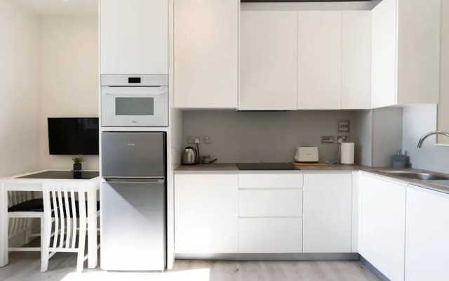 Sylvian Suites18-hosted by Sweetstay