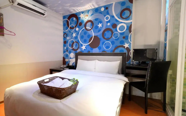 Happiness Inn