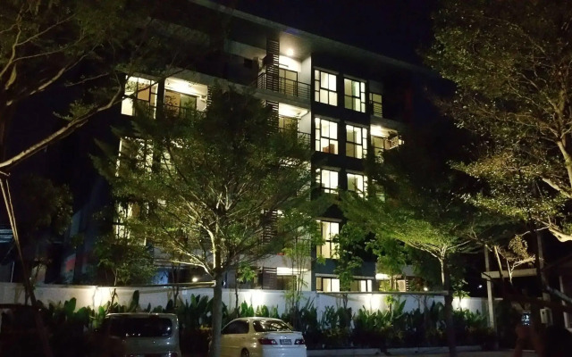 Woodroof Residence Rangsit