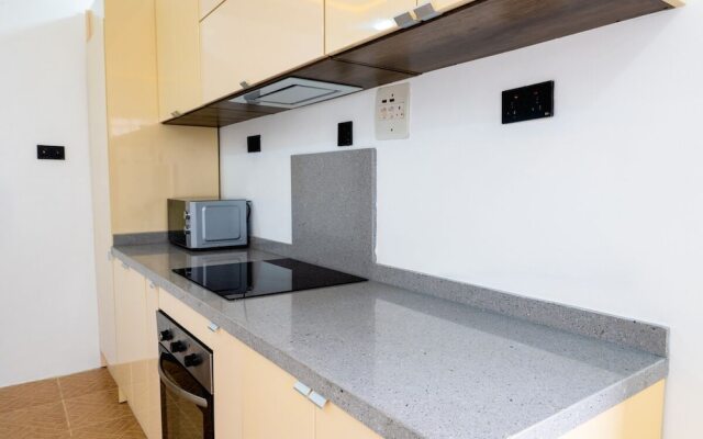 Jotani Living Hotel and Suites