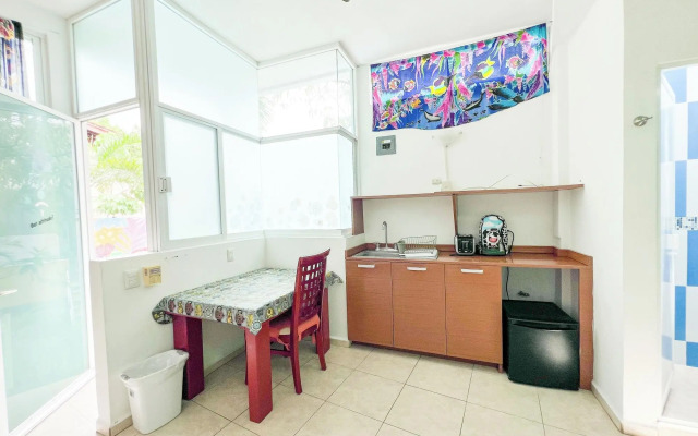 ITH Sayulita Amazing Surf Hostel