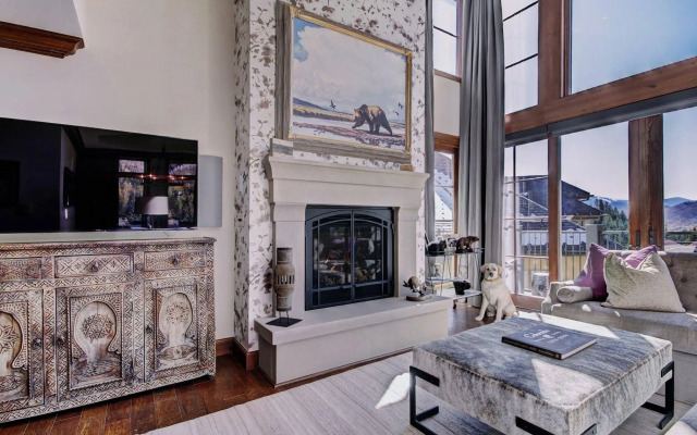 The Ritz-Carlton Club, Vail