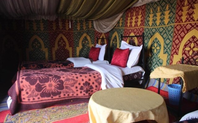 Bivouac Karim Sahara