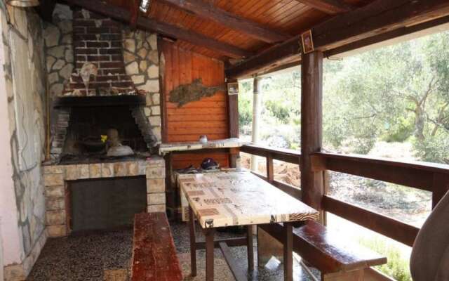 Peaceful 2-bedroom Robinson House Orca