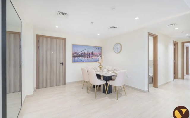 Elegant 2BR Canal View Near Dubai Mall