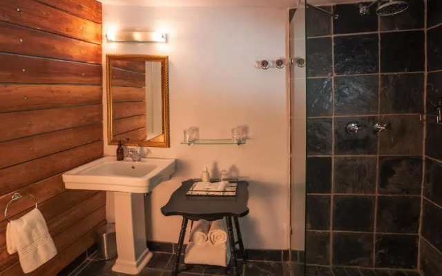 Silvermist Mountain Lodge
