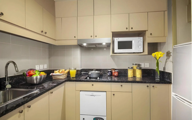 Апартотель Green Court Residence City Center Shanghai