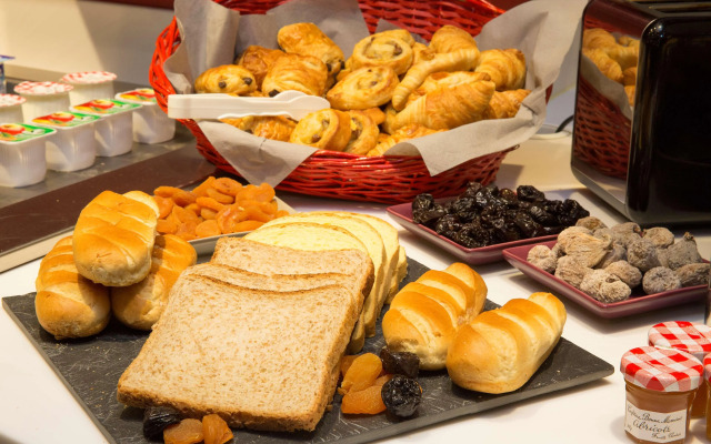 Kyriad Lille Centre Gares