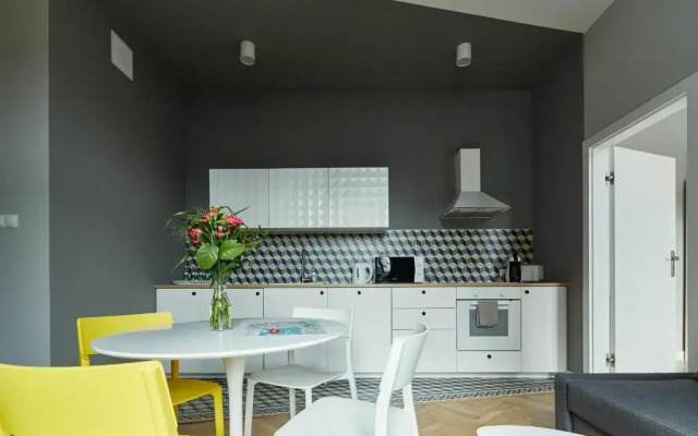 PlayRoom Aparthotel