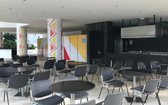 Edificio Seaway 935 ( Hotel Sonesta)