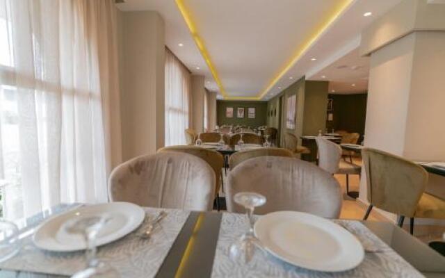 Hotel Yasmine