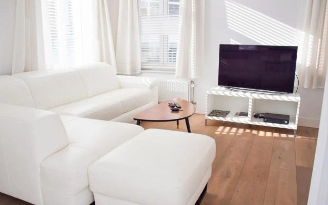 Light Modern Apartment in the Heart of Antwerp