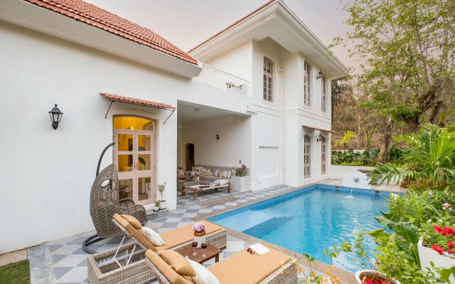 LohonoStays Silvio - Villa D