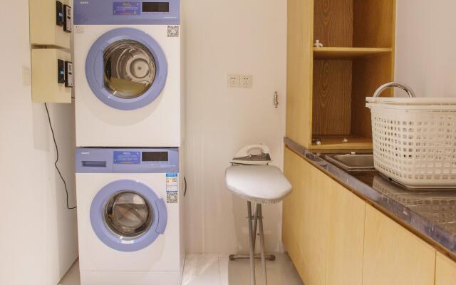 Holiday Inn Express Shanghai Songjiang Fangta by IHG