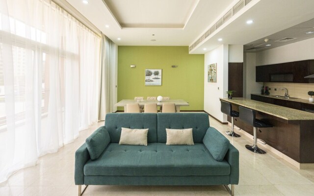 Modern beachfront 1BR apartment