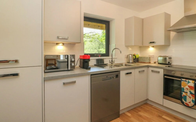 Oakbank Mews