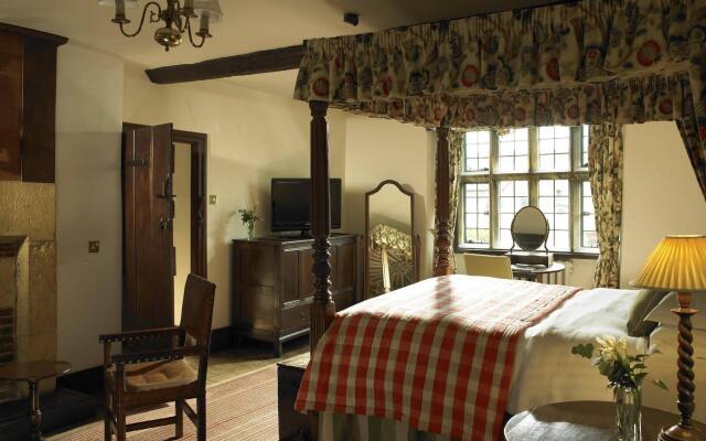 The Lygon Arms - an Iconic Luxury Hotel
