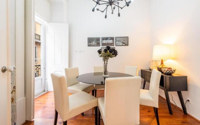 GuestReady - Mod-Luxe 2BR apt near Cais das Colunas