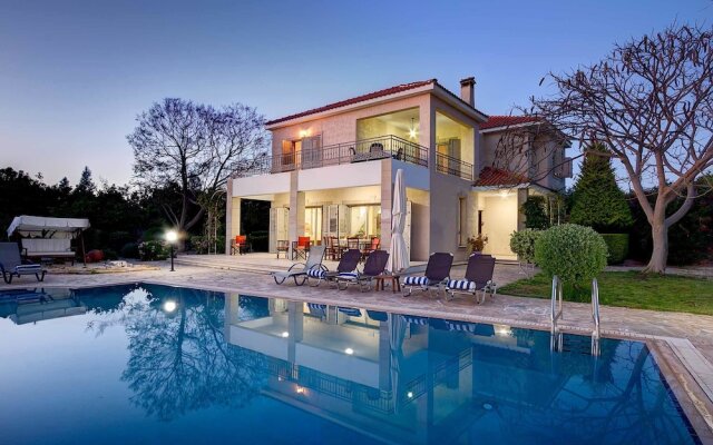 Niki Villa