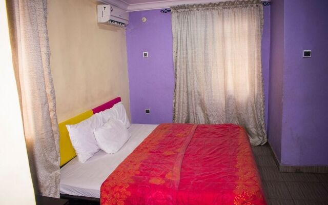 Impex Edge Hotel And Suites