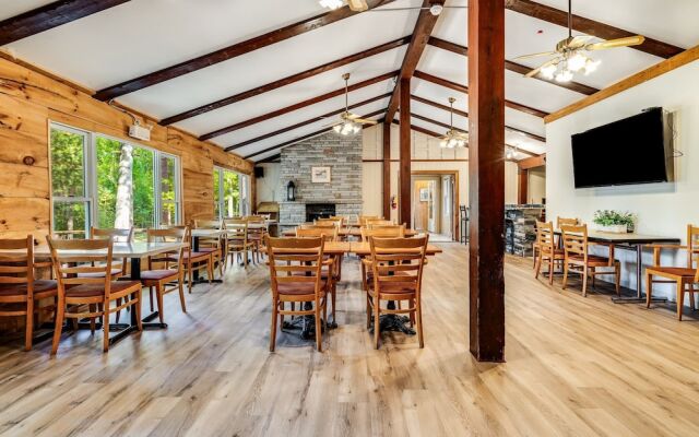 Muskoka Waterfront Retreat