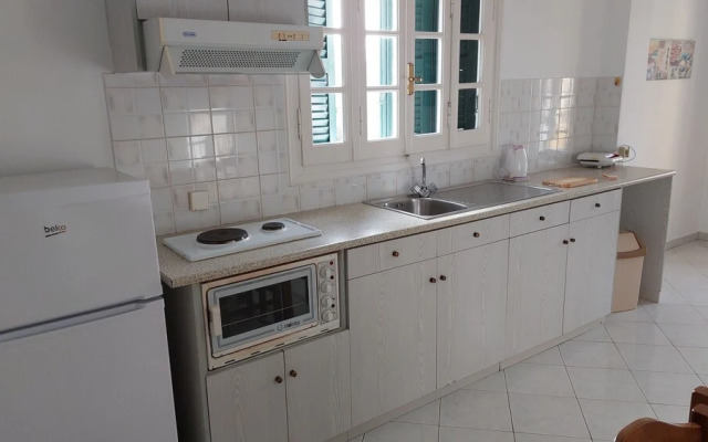 Sausan Apartments