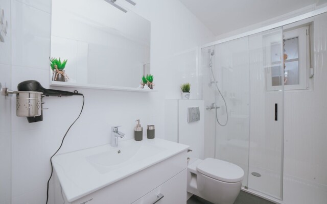 Apartment Relax with Jacuzzi & Garden