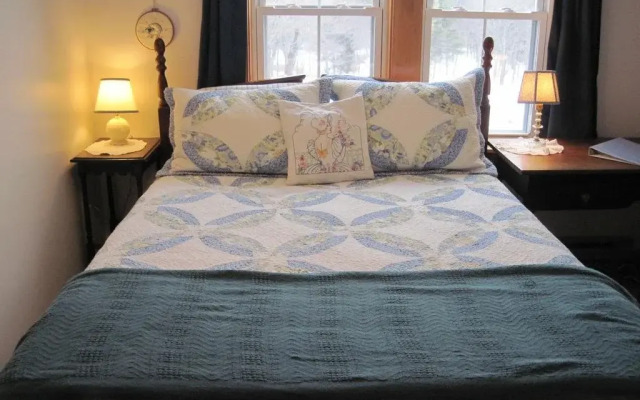 Maple House Bed & Breakfast