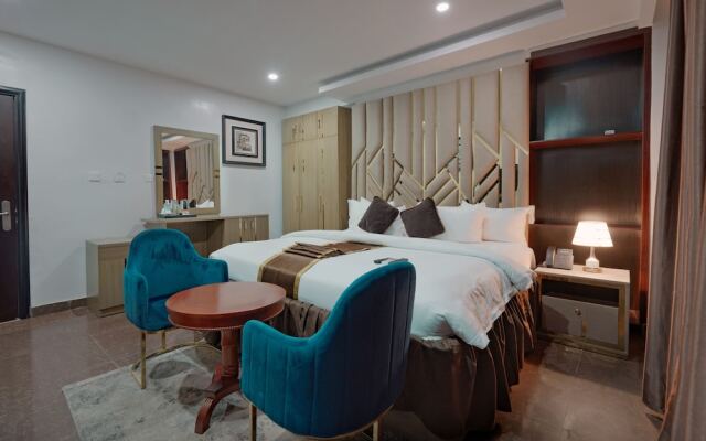 La Regia Airport Hotel