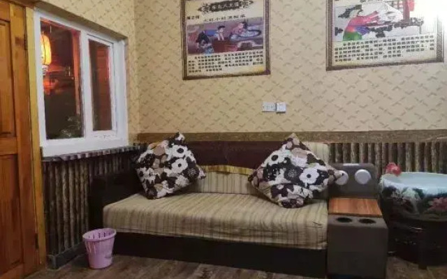 Northeast of Badaling, Beijing, Pang Shantou Tieguoyu Homestay