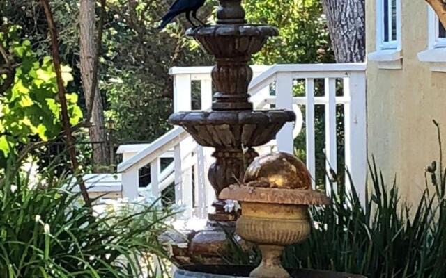 Glen Ellen Inn