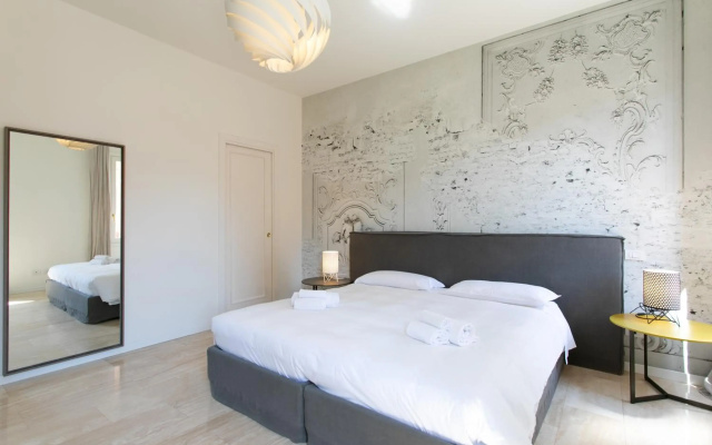 Infinite House Guglie