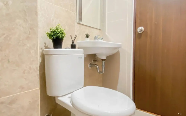 Good Place And Spacious Studio Transpark Cibubur Apartment