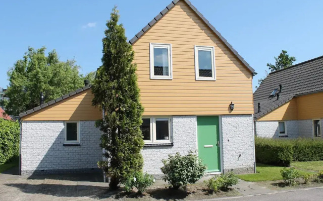 Nice Holiday Home With Sauna Near Beach