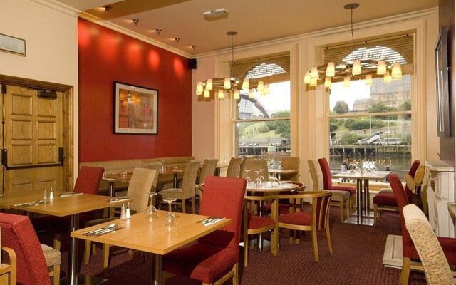 Premier Inn Newcastle City Centre - Quayside
