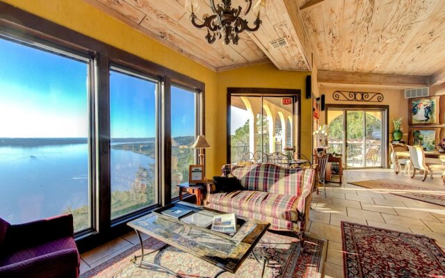 La Villa Vista Bed & Breakfast
