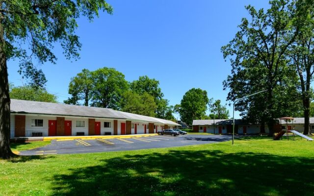 Oaks Motel Greensboro Nc