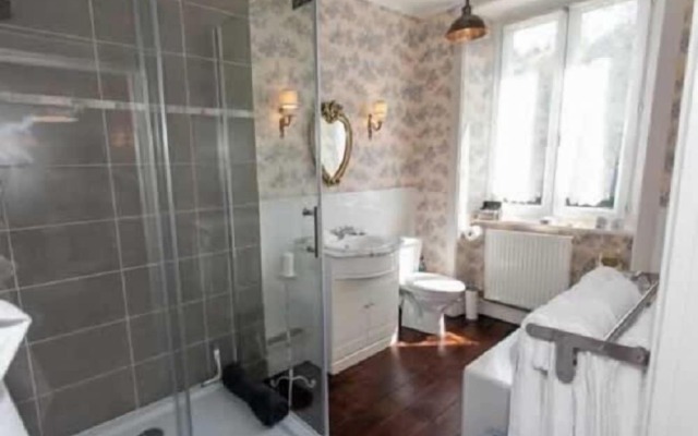 La Vieille Maison D'Aurin