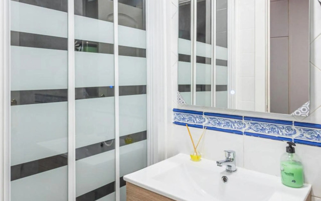 Apartamentos Day Madrid MADERA Centro Gran Via Sol Malasaña