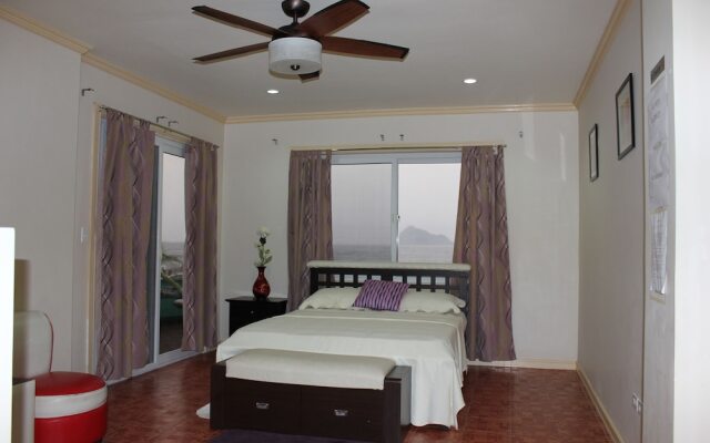 Pundaquit Luxury Resort