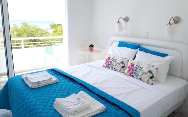 Cozy beach house