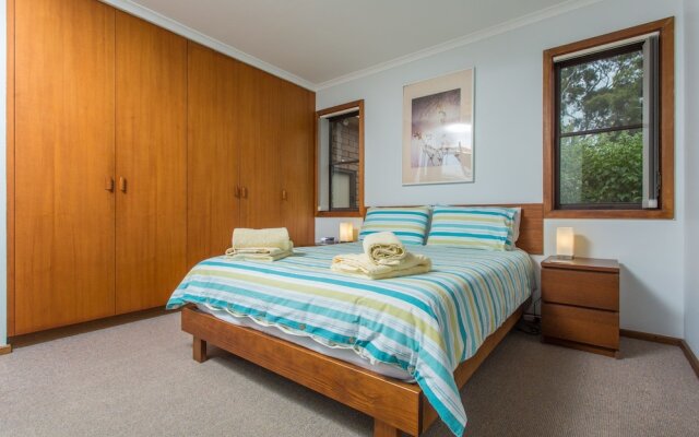 'Cliff 64' Cliff Top Home