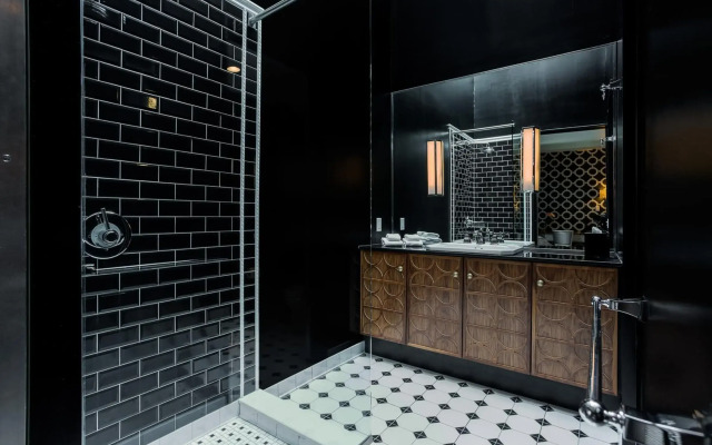 45 Times Square Hotel