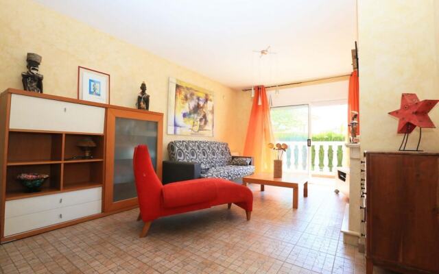 Villa Acogedora Para 8 Personas en Cambrils