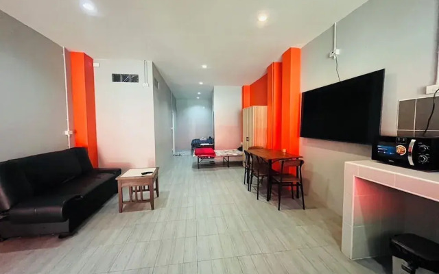 Karon Studio Apartment