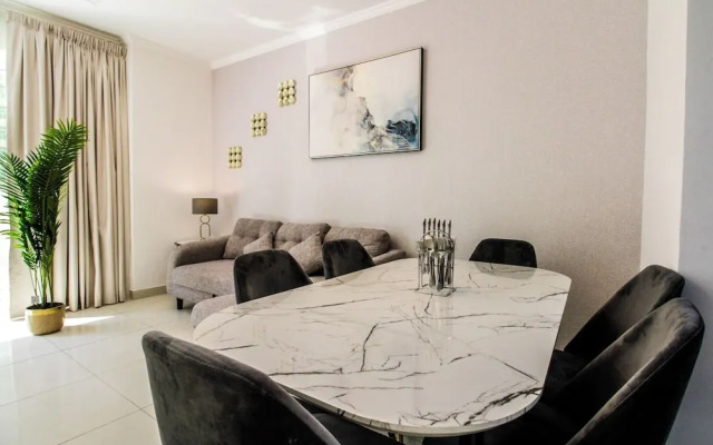 Spacious 1BR with Balcony in JLT