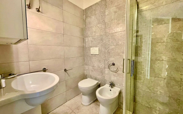 Bright Apartment by the Beach