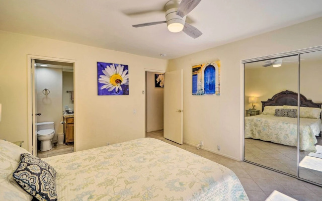 Pet-friendly Palm Desert Condo: Patio + Jacuzzi!