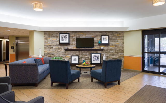 Larkspur Landing Select Carlisle
